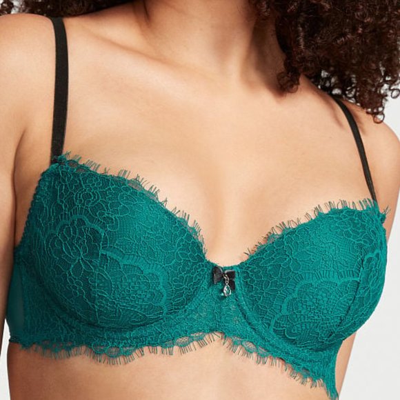 Victoria's Secret Dream Angels Lightly Lined Lace & Velvet Demi Bra - Picture 4 of 5